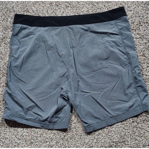 Manduka Shorts Yoga Stretch Athletic Gray Polyester Spandex Men’s XL - Picture 5 of 6